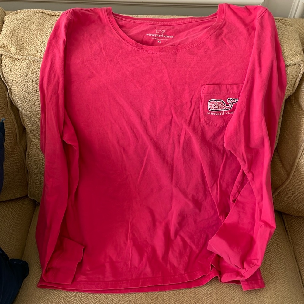 Women’s XL vineyard vines long sleeve.